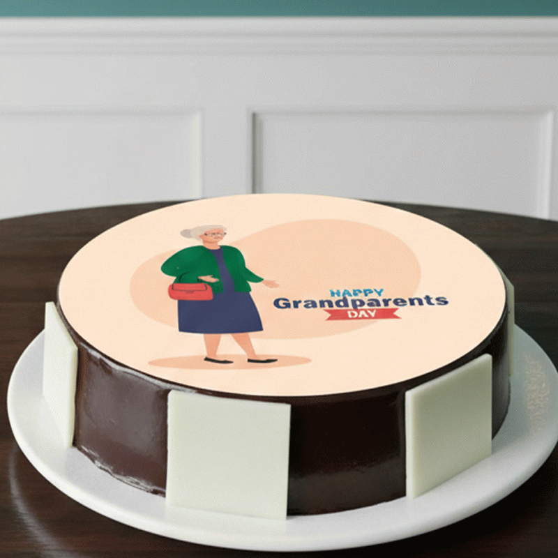 Golden Heart Grandma Cake